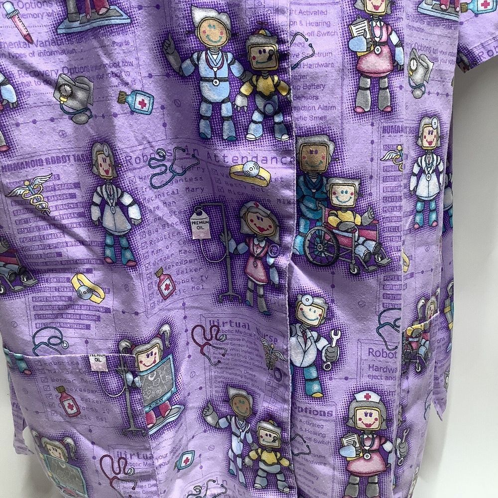 Womans Simply Basic Scrub Robots Short Sleeve Sna… - image 2
